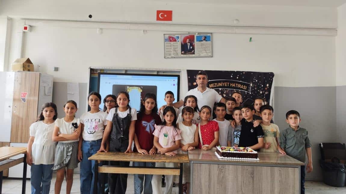 Okulumuzda Mezuniyet Törenleri Düzenlendi